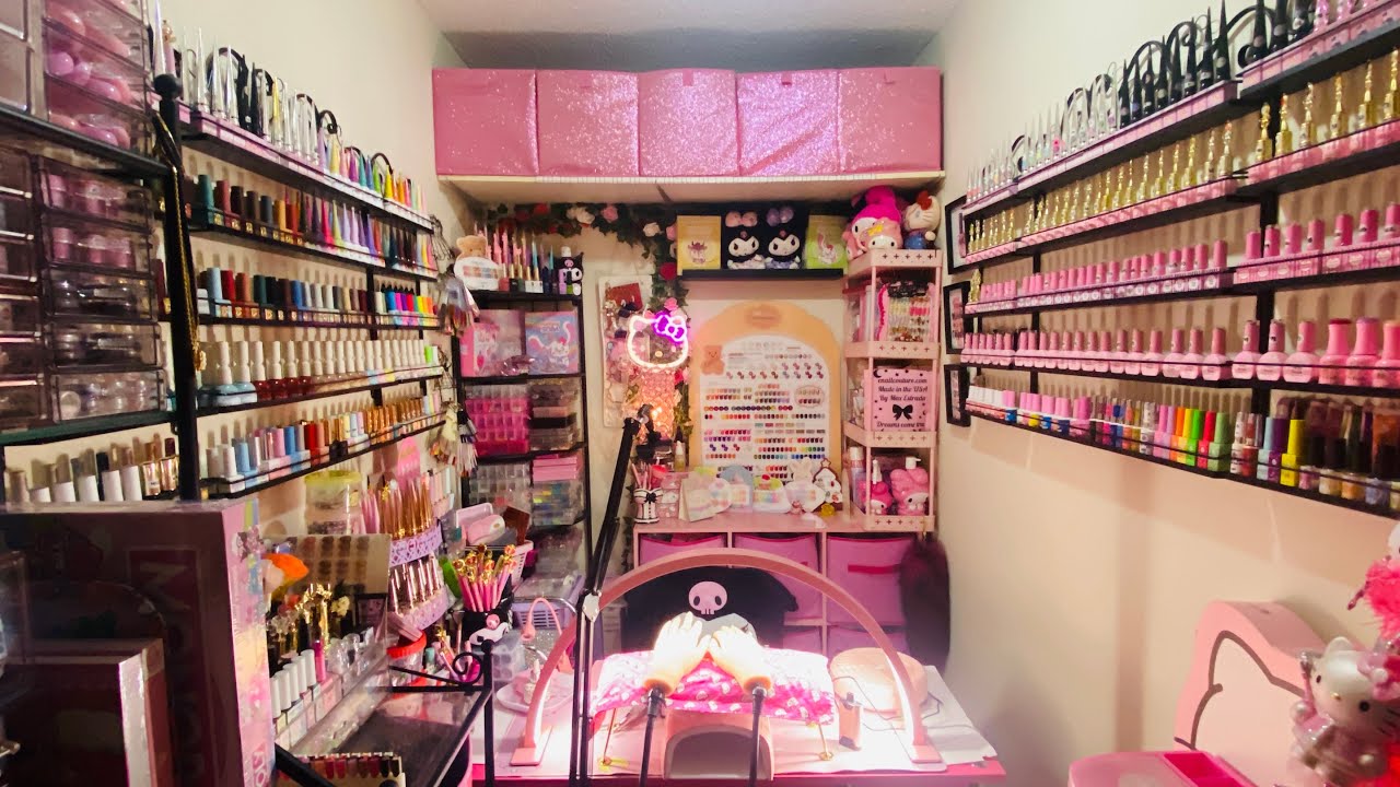 My pink nail room in a tiny closet 2026 💕