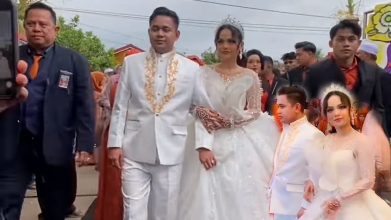 Acara Di DonDang Rumah Mempelai Laki laki Hari Ini!! Putri Isnari Dan Aziz Selamat Berbahagia!!