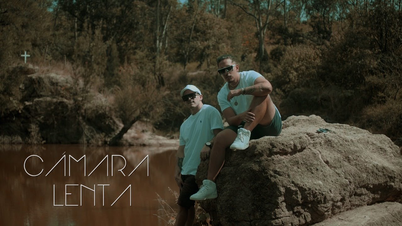 M2H - Cámara Lenta (Video Oficial)