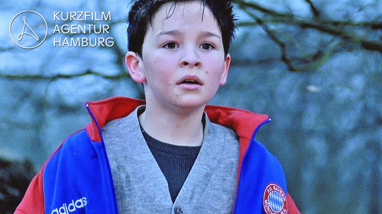 Student Academy Award Winner! Film about hope in wartime | "The Red Jacket" by Florian Baxmeyer