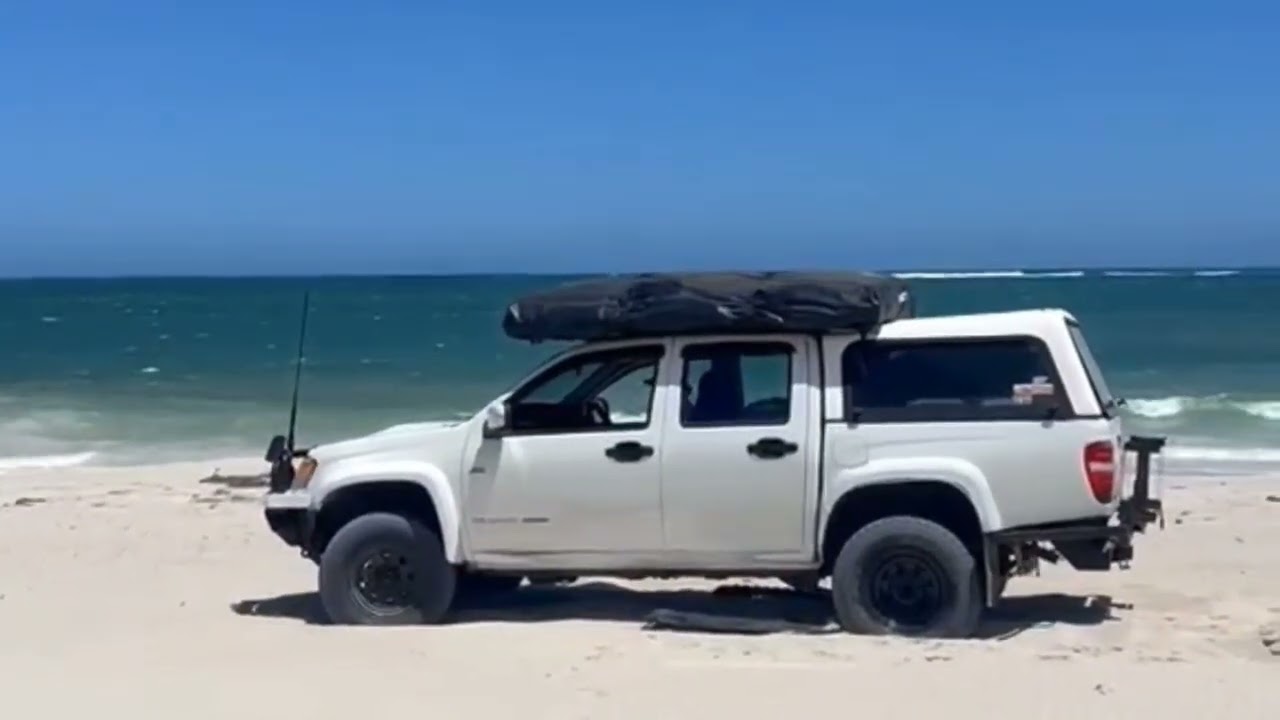 CHASES DRIVING TUITION ON HIS 4X4 IN AUSTRALIA 🤣😉❤️👌🏽👍🏽🙏🏽