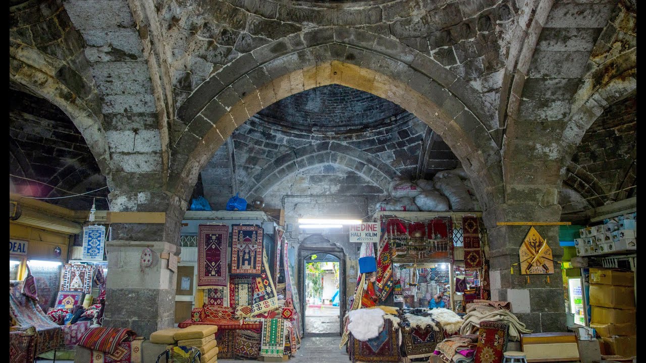 Kayseri Kapalı &Ccedil;arşı Kazancılar Vezir hanı