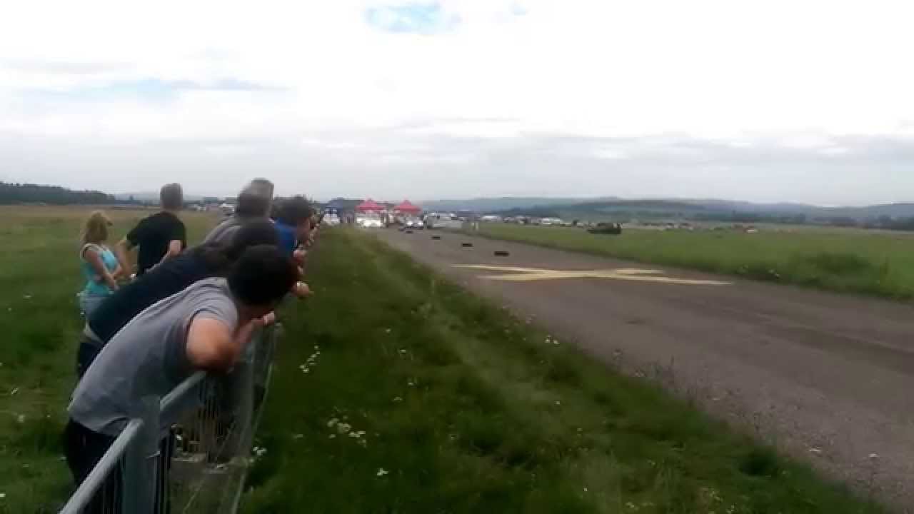 Mercedes-Benz CLK DTM AMG vs Focus RS