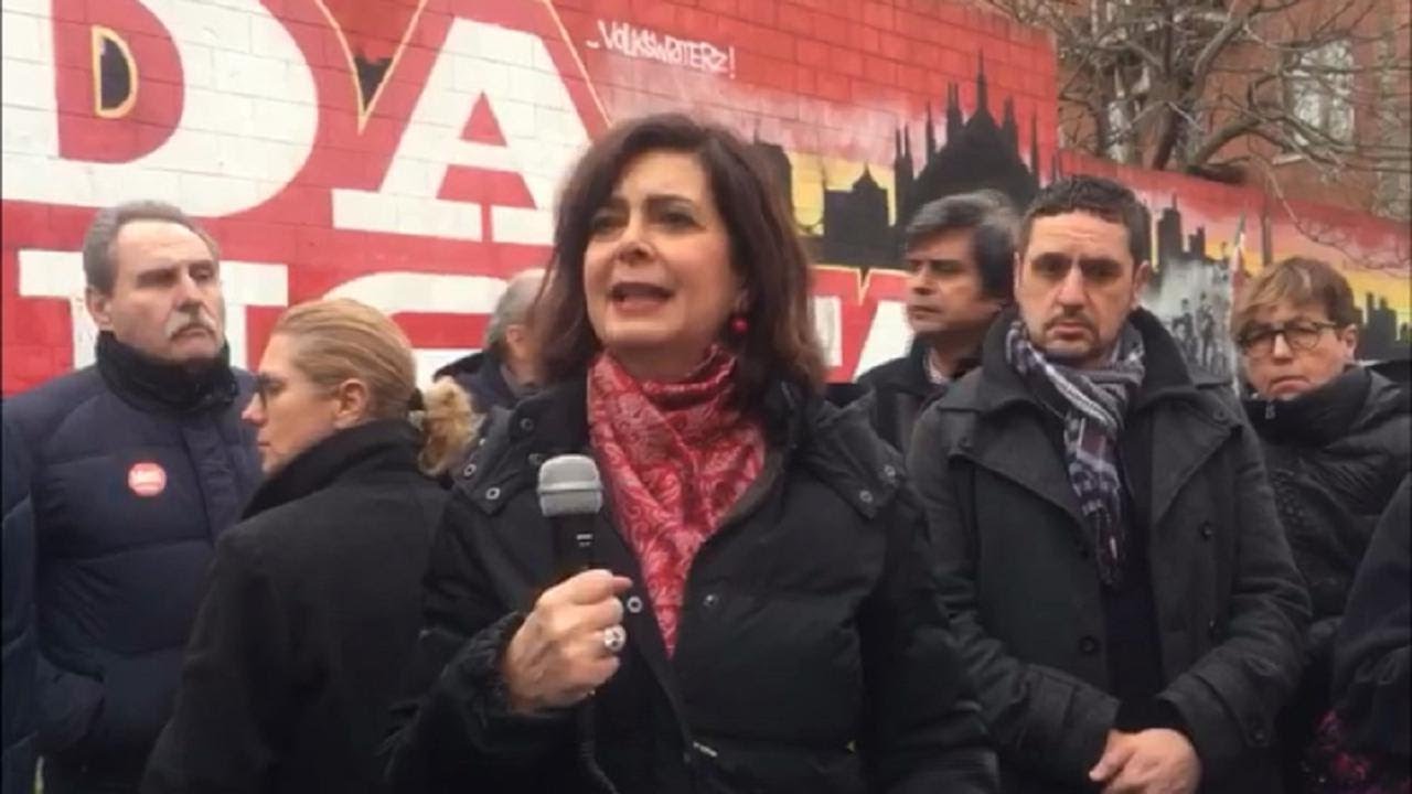 Milano, Boldrini davanti a murale antifascista: ''Tutti i gruppi neofascisti vanno sciolti''