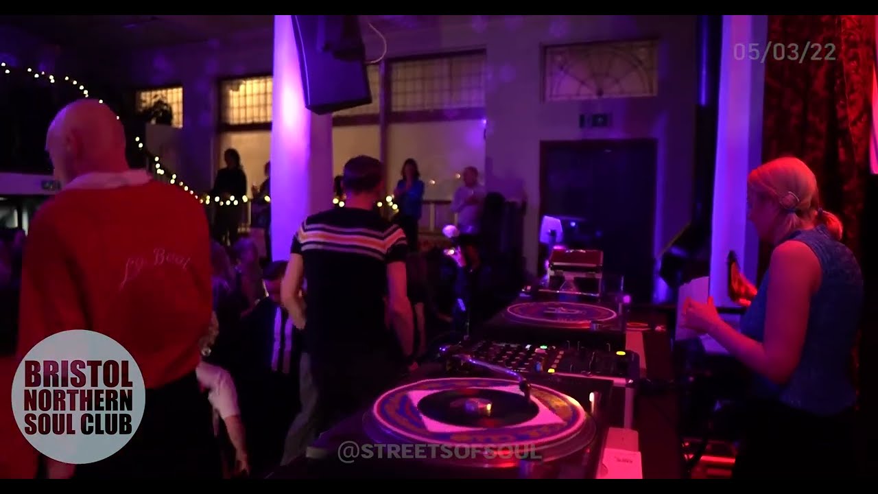 NORTHERN SOUL GIRL's FIRST RECORD @ BRISTOL NORHTERN SOUL CLUB 3 - STREETS OF SOUL