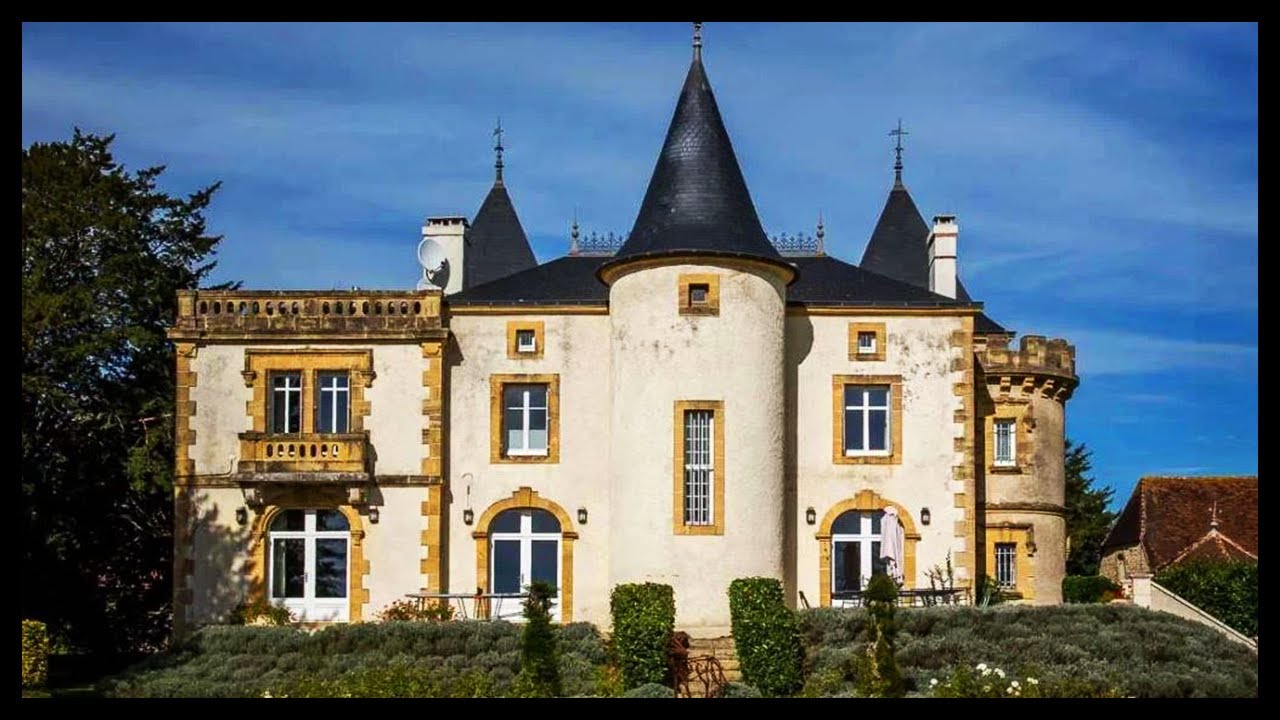 Charming Chateau with 2 Acres, Aquitaine, Dordogne, France