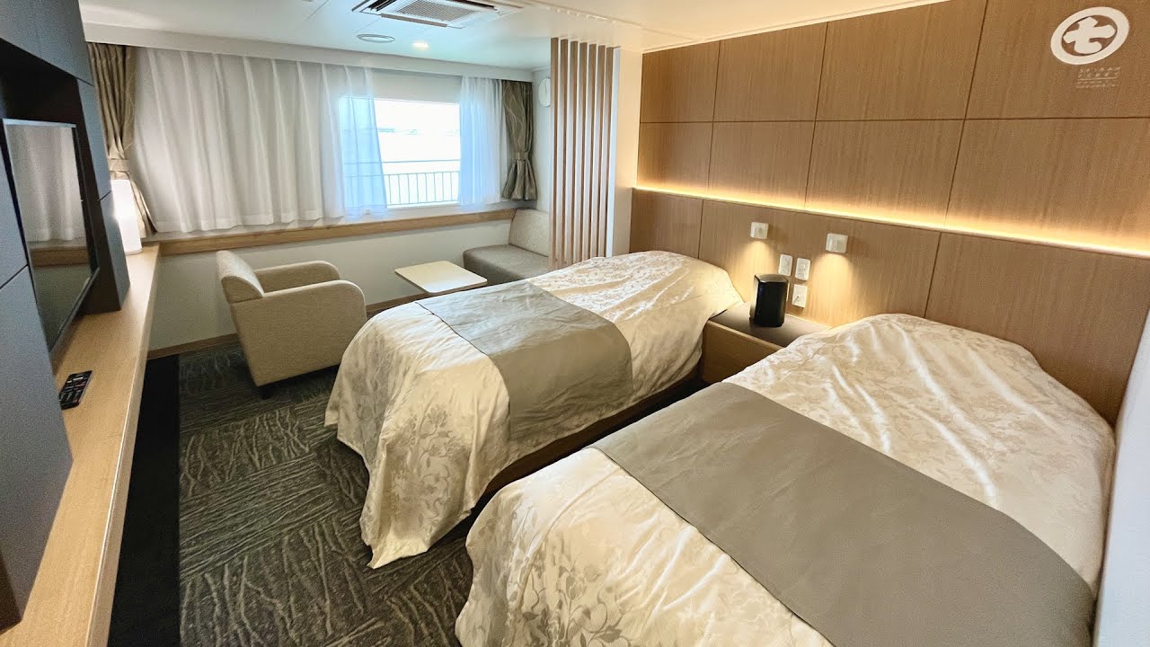 I took a brand new Japanese local ferry from Hokkaido to Aomori