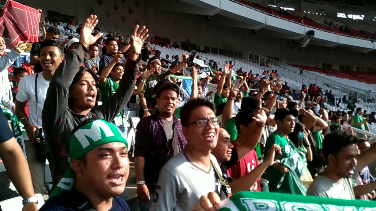 Suporter PSMS medan di GBK