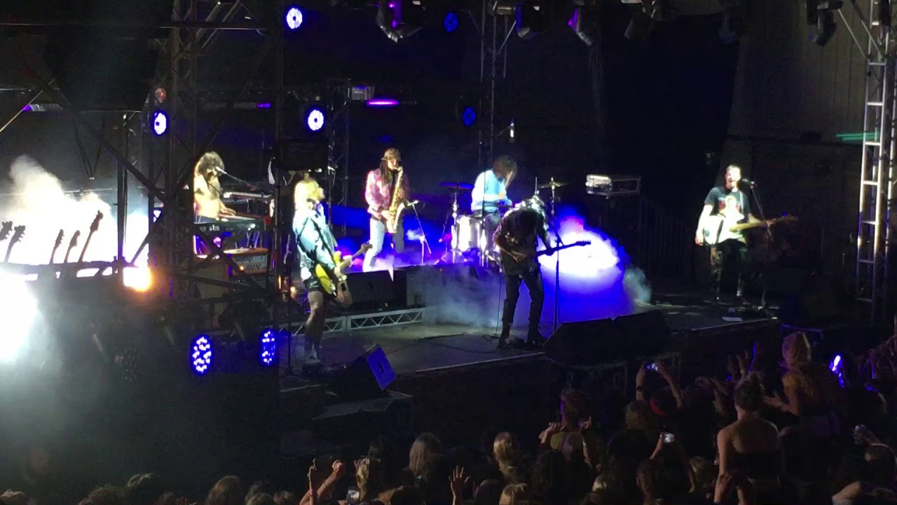 Sticky Fingers - Velvet Skies feat. True Vibenation (Live at NightQuarter)