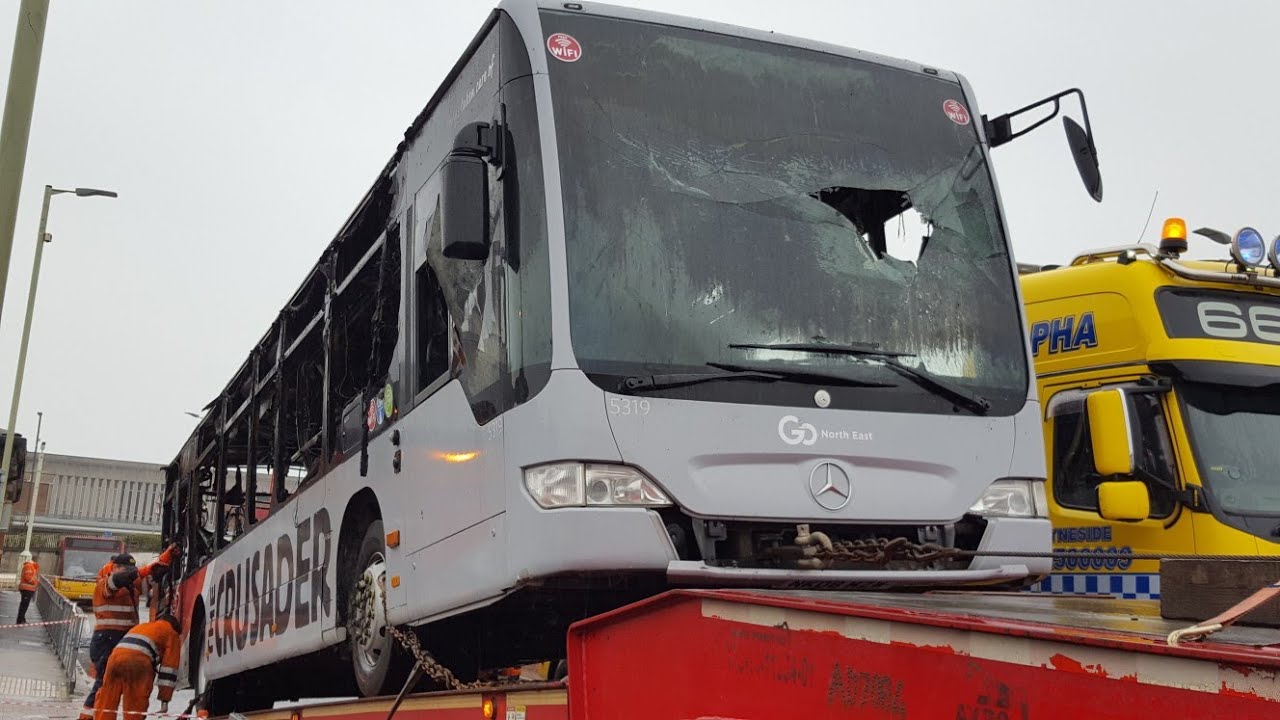 AFTERMATH OF BUS FIRE: NK08MZW/5319 - Go North East: Gets Towed Away From Jarrow