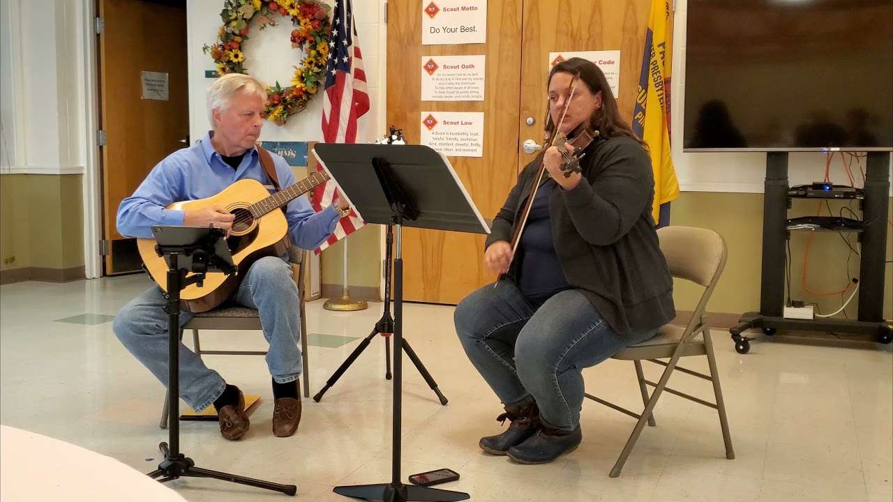 The Sweetness of Mary (Strathspey) / Brenda Stubbert's Reel played by Laura Leigh Dobson