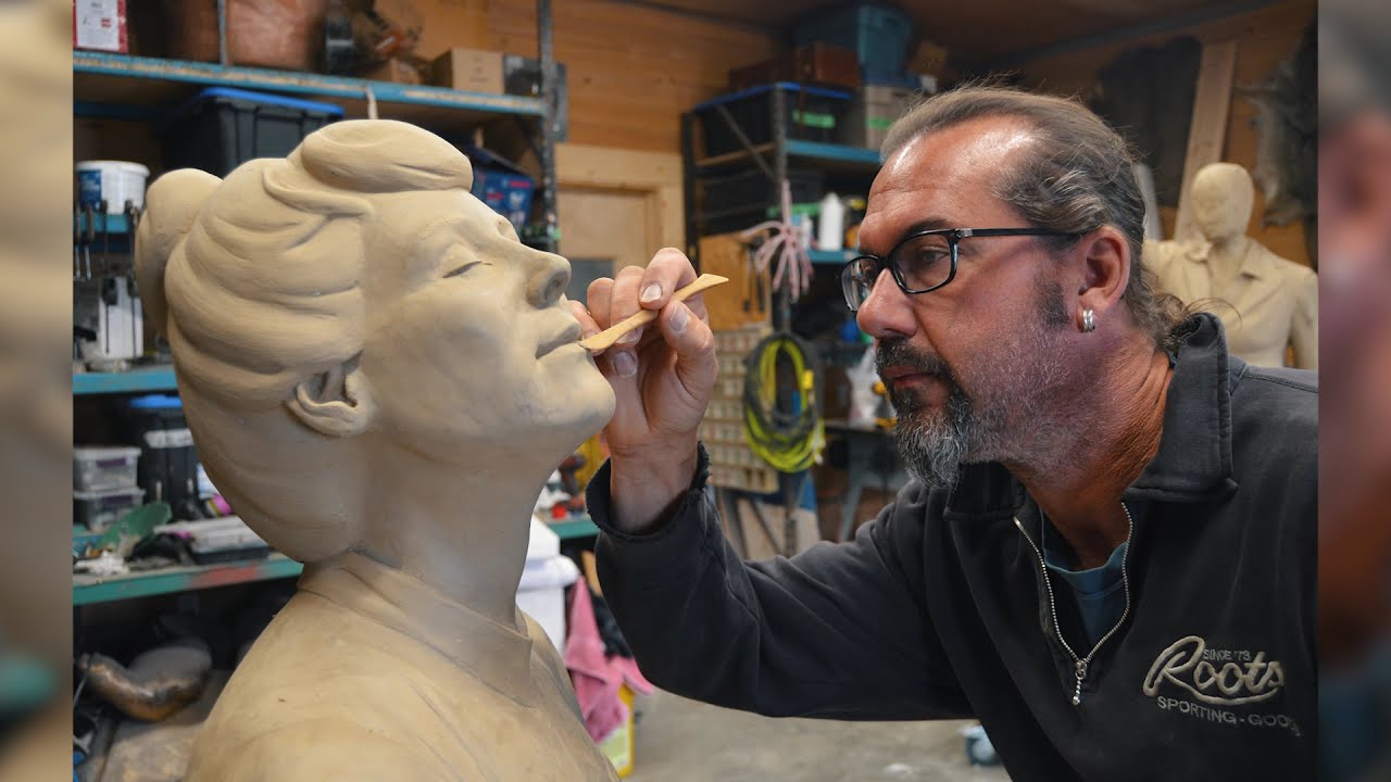 How to make a life-size sculpture mold