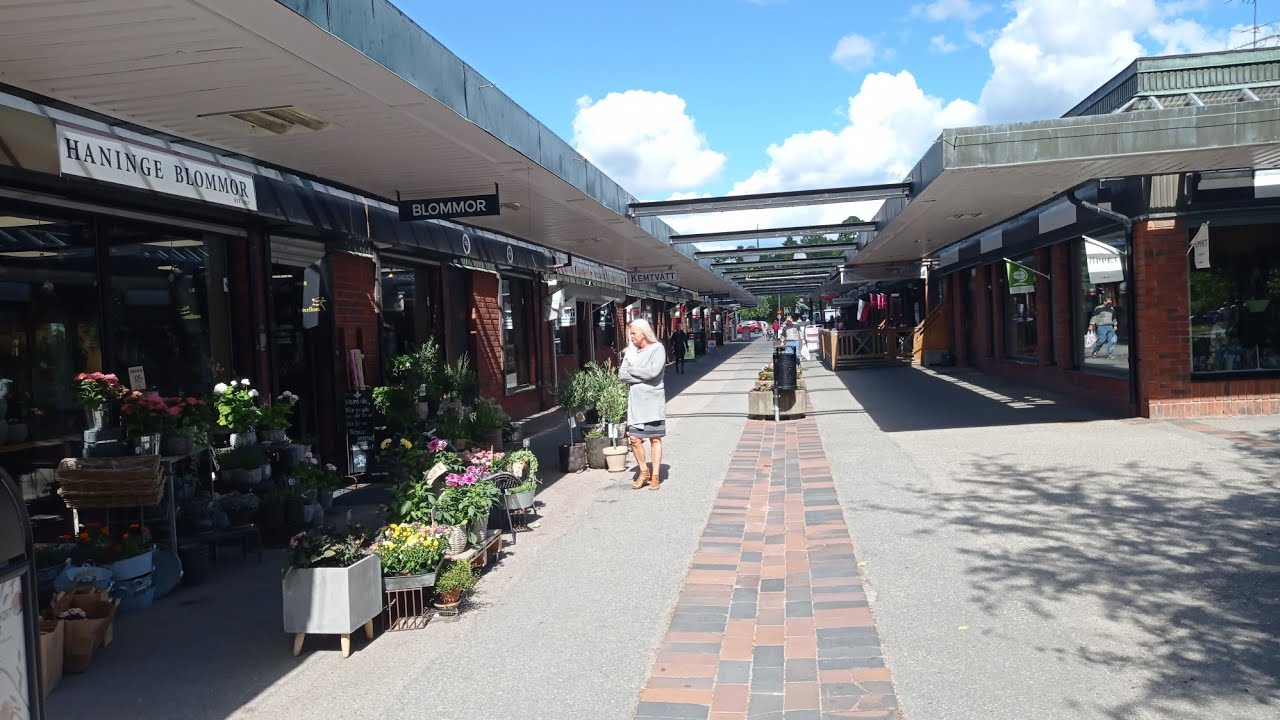 Sweden, Stockholm - Walking in Västerhaninge #372