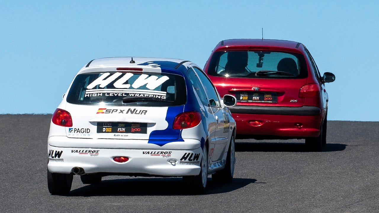 Jarama Party Hard Peugeot 206 GTI  Vs 206 GTI  On Board