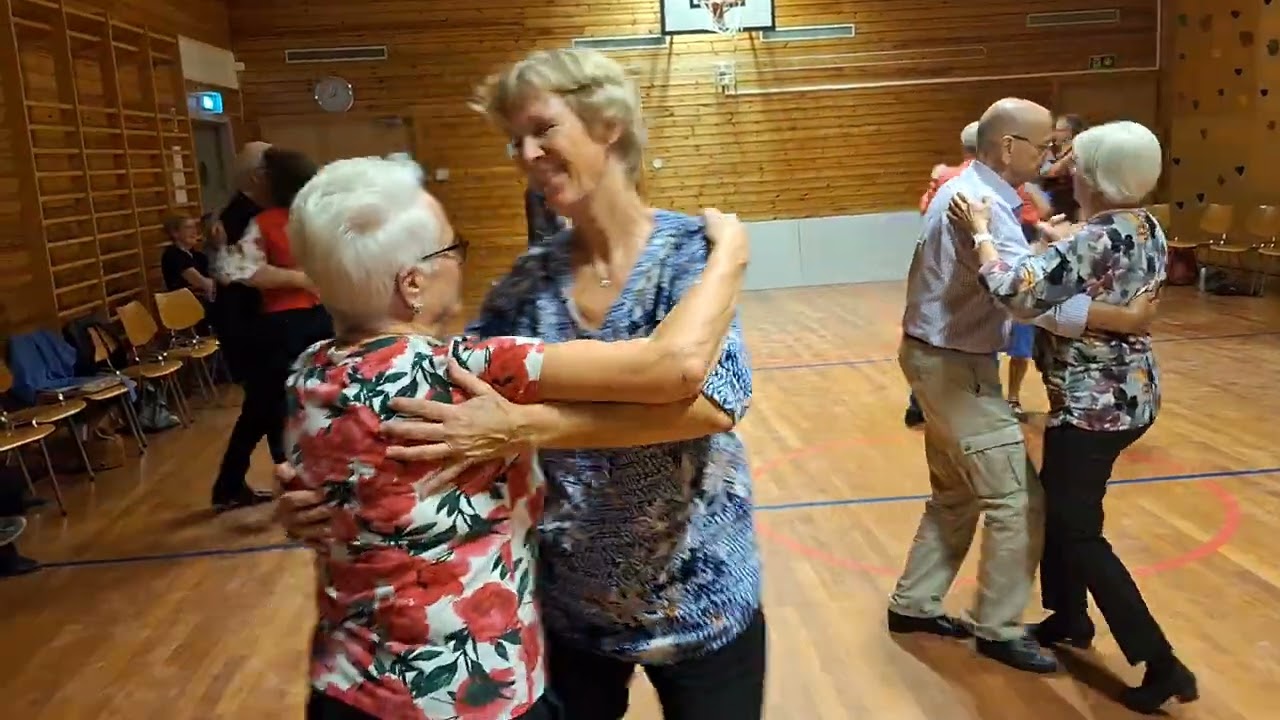 Brunkullans vals Nes Trekkspill klubb Sørum Leikarring Blaker Dansnytt Magne Engebretsen