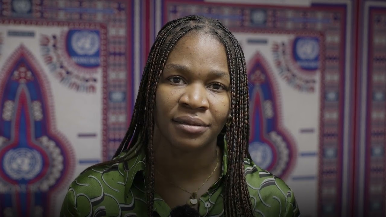 « Dire au revoir » — Hommage à Bintou Keita