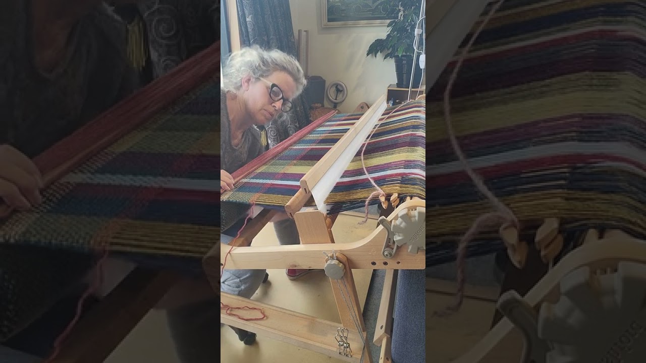 Double width weaving on my 48 inch rigid heddle loom