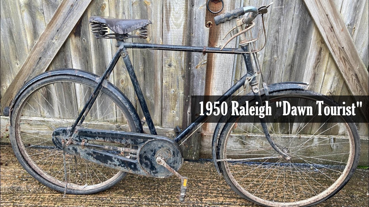 Two GENUINE barn finds - Pt 2 // 1950 Raleigh “Dawn Tourist” vintage bicycle restoration project
