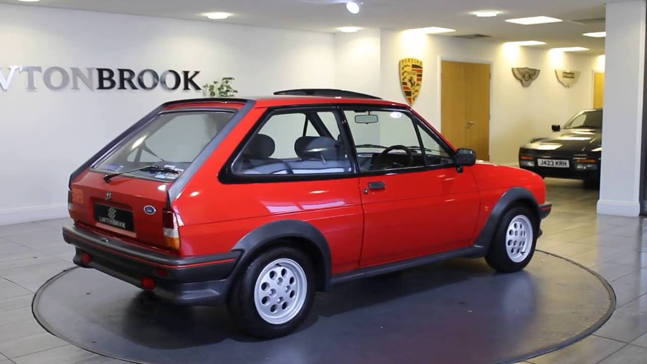 Ford Fiesta   XR2    Red with Cloth  - Lawton Brook