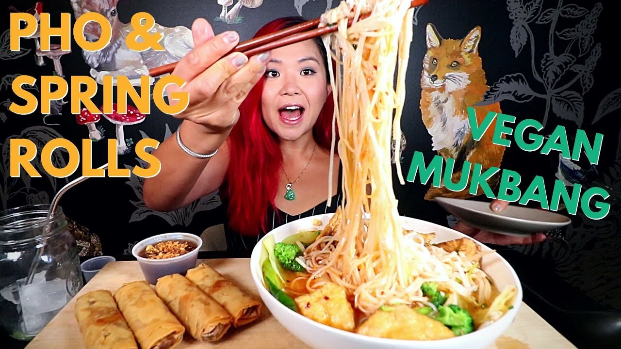 ANNOUNCEMENT! PHO & SPRING ROLLS MUKBANG (VEGAN) / Munching Mondays Ep.103