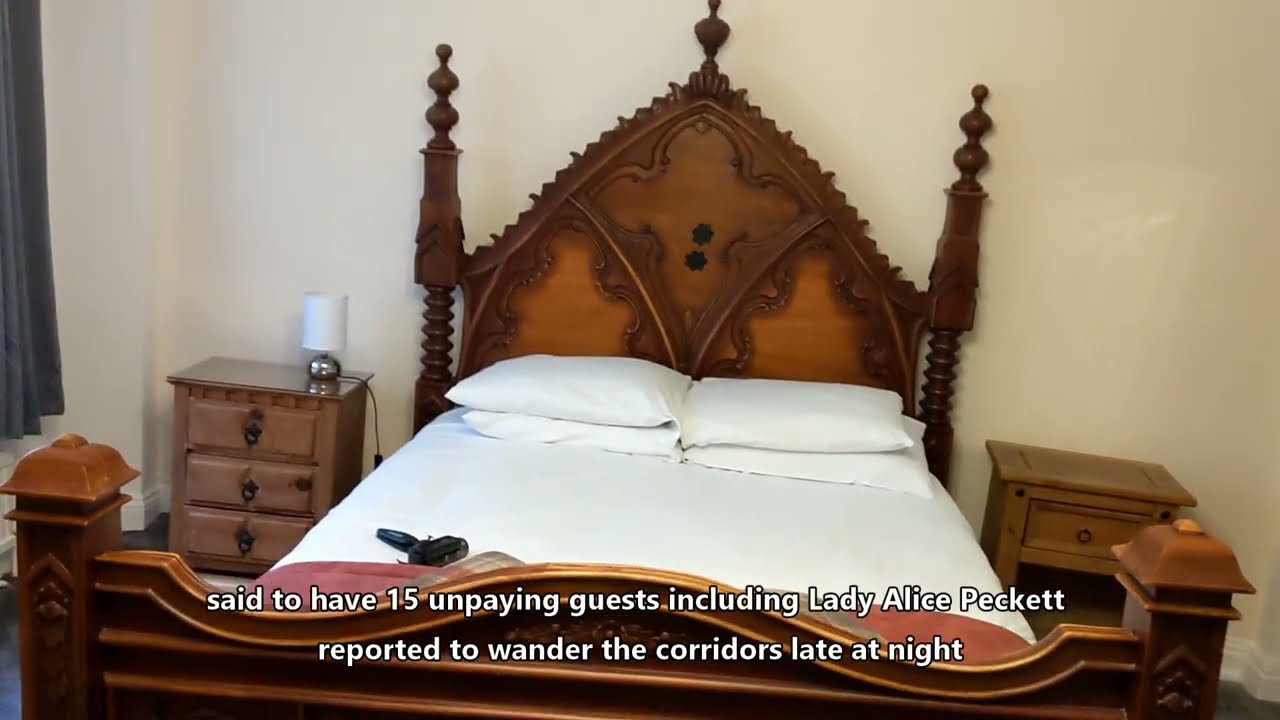 I stayed the night at the Golden Fleece in York