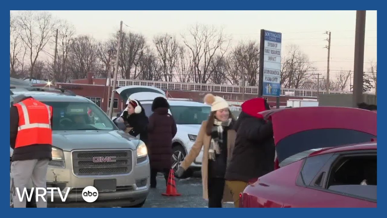 'Awaken Christmas Outreach' helps hundreds of families get fresh groceries