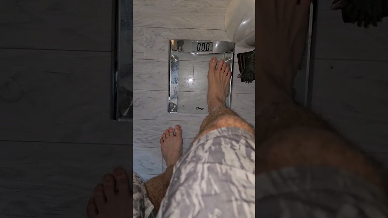 Does your scale do this? #weightloss #running #runner #run #fitness #bigboy #funny #trending #scale