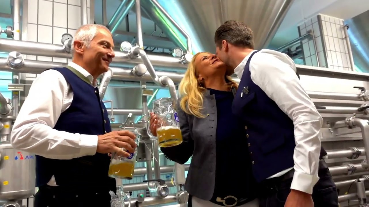 Hofbräu Festzelt: Die Brauerei in Riem