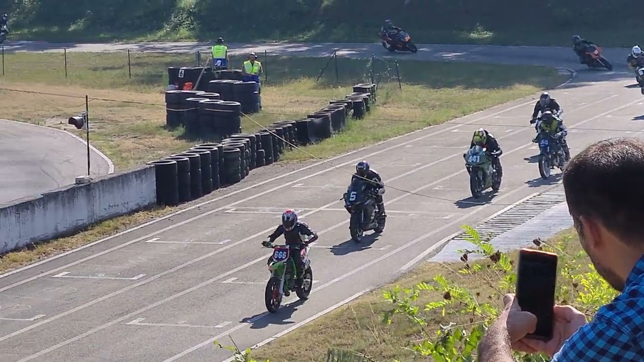Schönes Wetter und 50ccm Rennen Liedolsheim 2023 Start