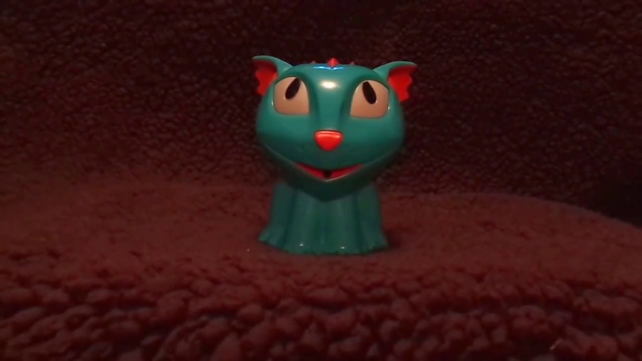 From the Clearance Aisle: Magic Jinn by Hasbro Gaming - Toy Review