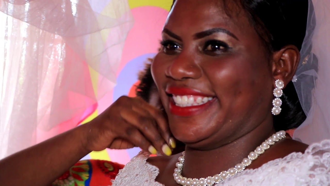 My parents wedding video(Fauzia and Wilfred) part A