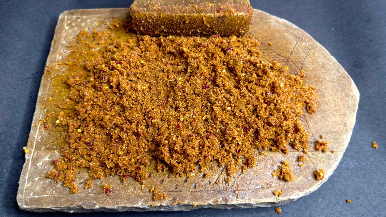 पहाड़ी नमक Garlic namak || जो खानें को करे DIGEST,लहसुन का नून ||healthy namak #noon #garlicnamak