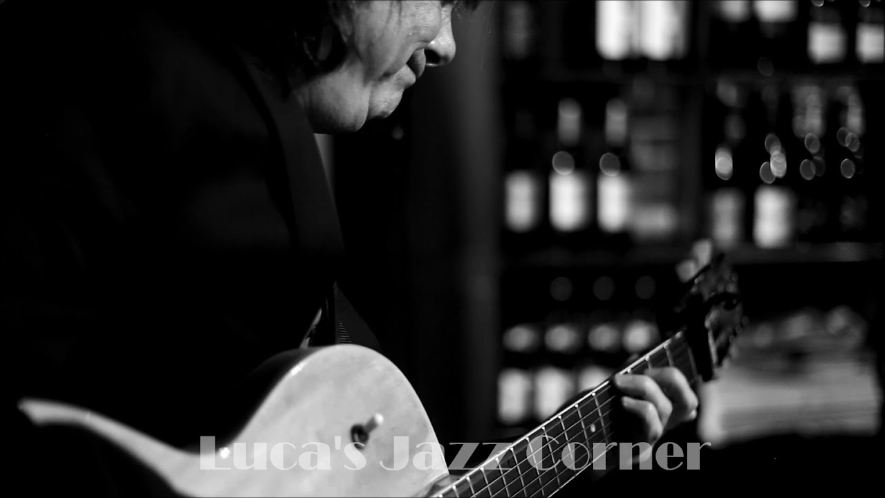 Vino & Jazz Solo Guitar Series with Jeff Young, "A Mockingbird Sang In Berkeley Square" 12-13-17