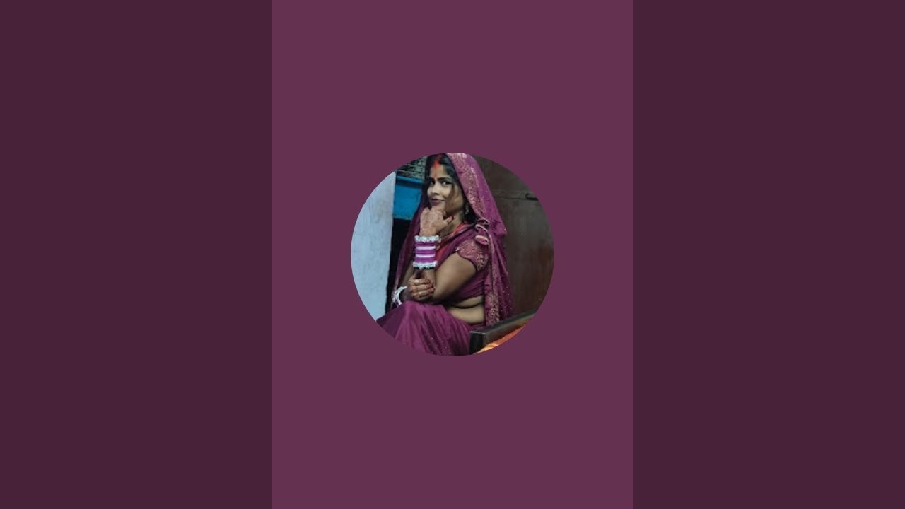 Pooja gorakpuri  is live