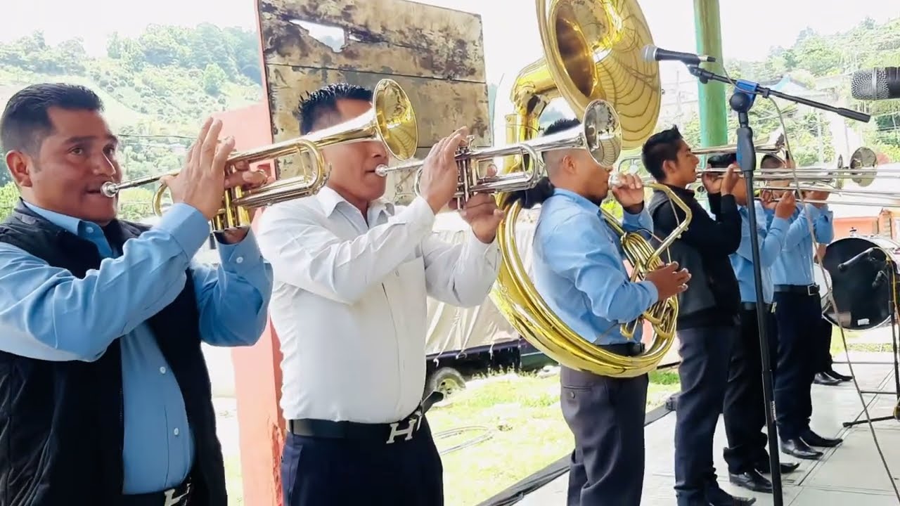 Otro vídeos mas de nuestros hermanos.Grupo de la banda //Así alaban a Dios 🙏🏻🕊💫🌏🎶