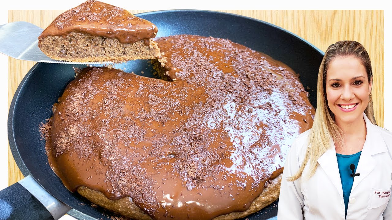 Bolo RÁPIDO de FRIGIDEIRA de Chocolate SEM TRIGO e MANTEIGA - Delicioso e Saudável