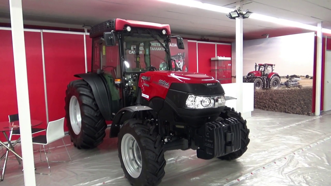 The 2020 CASE QUANTUM 100CL tractor