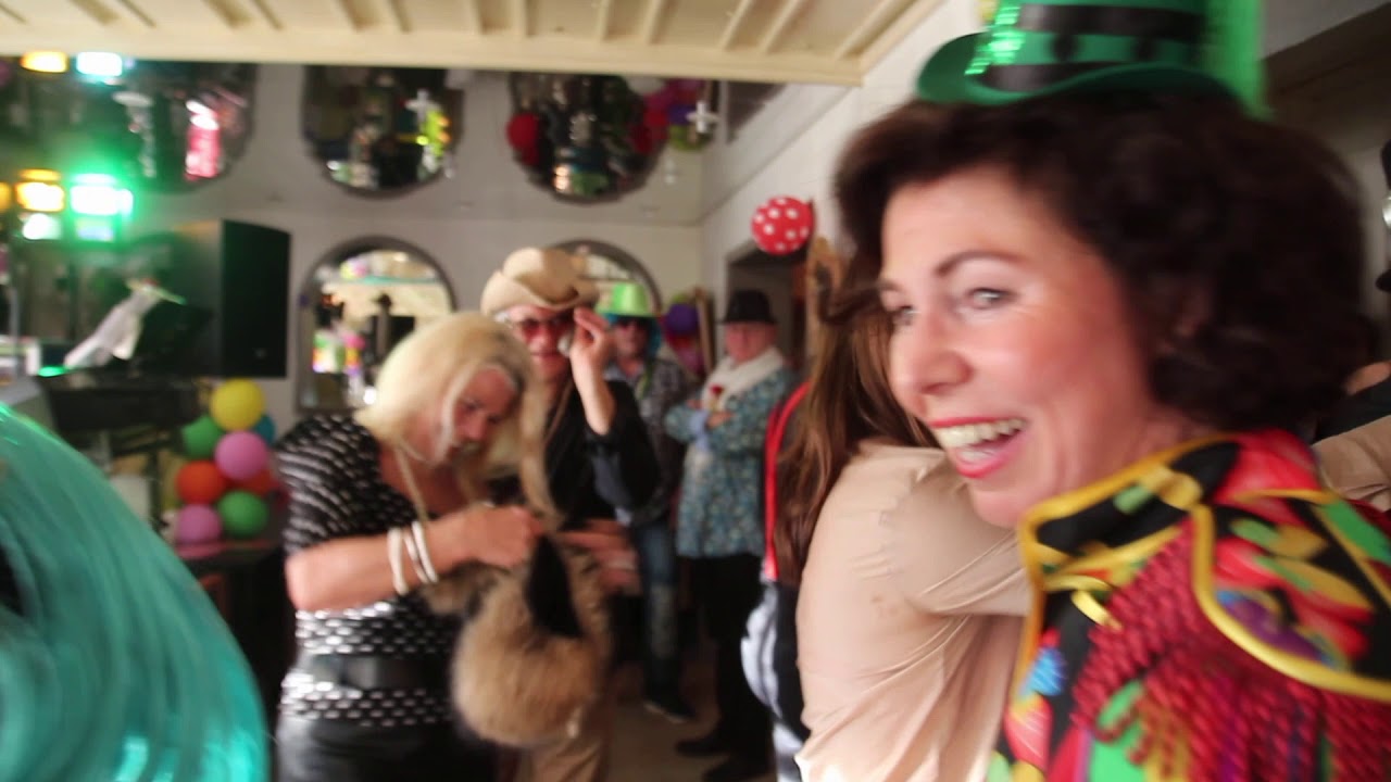 Rosenmontagsball im Ponyhof