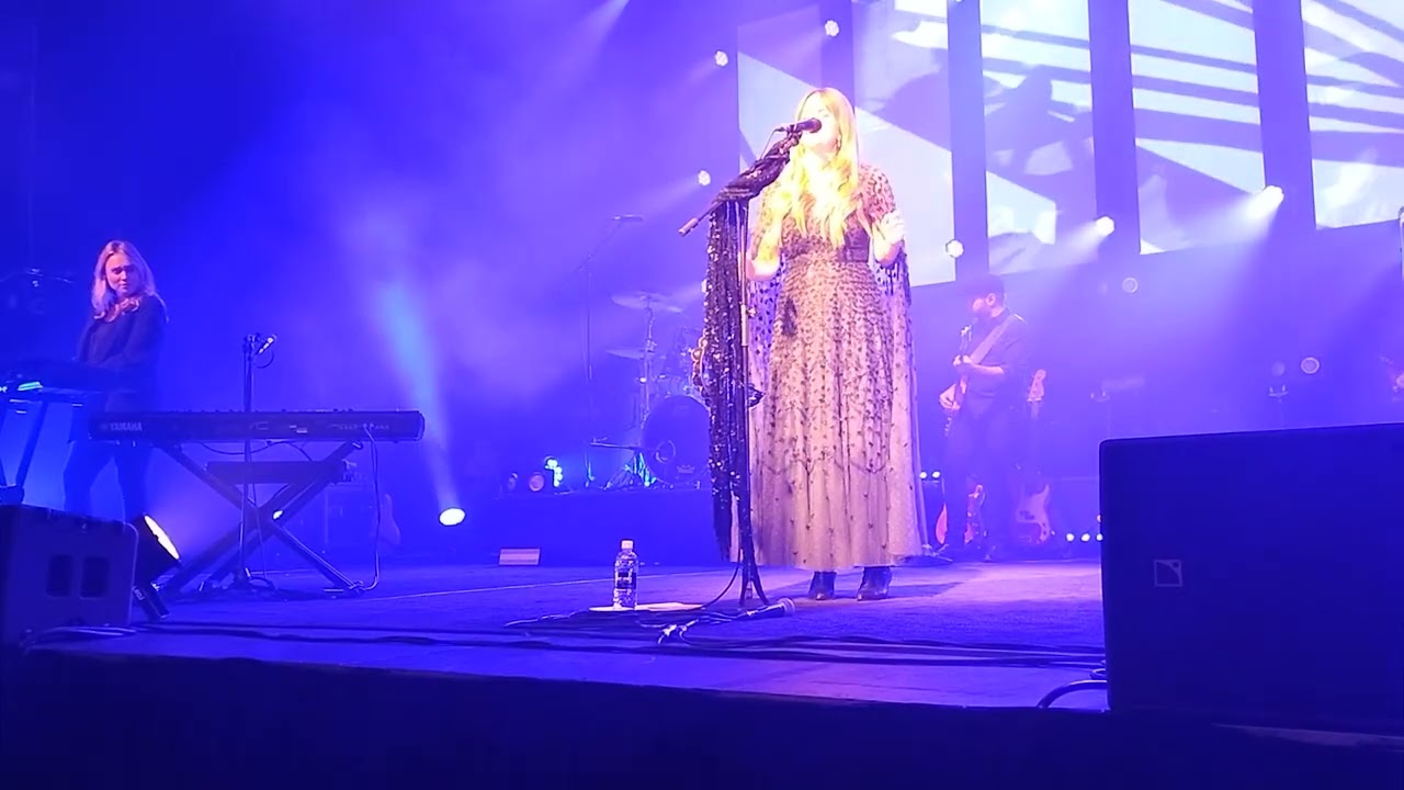 Rumours Of Fleetwood Mac Concert At Grey Eagle Casino in Calgary. (First Half) Date:Oct 14,2025 