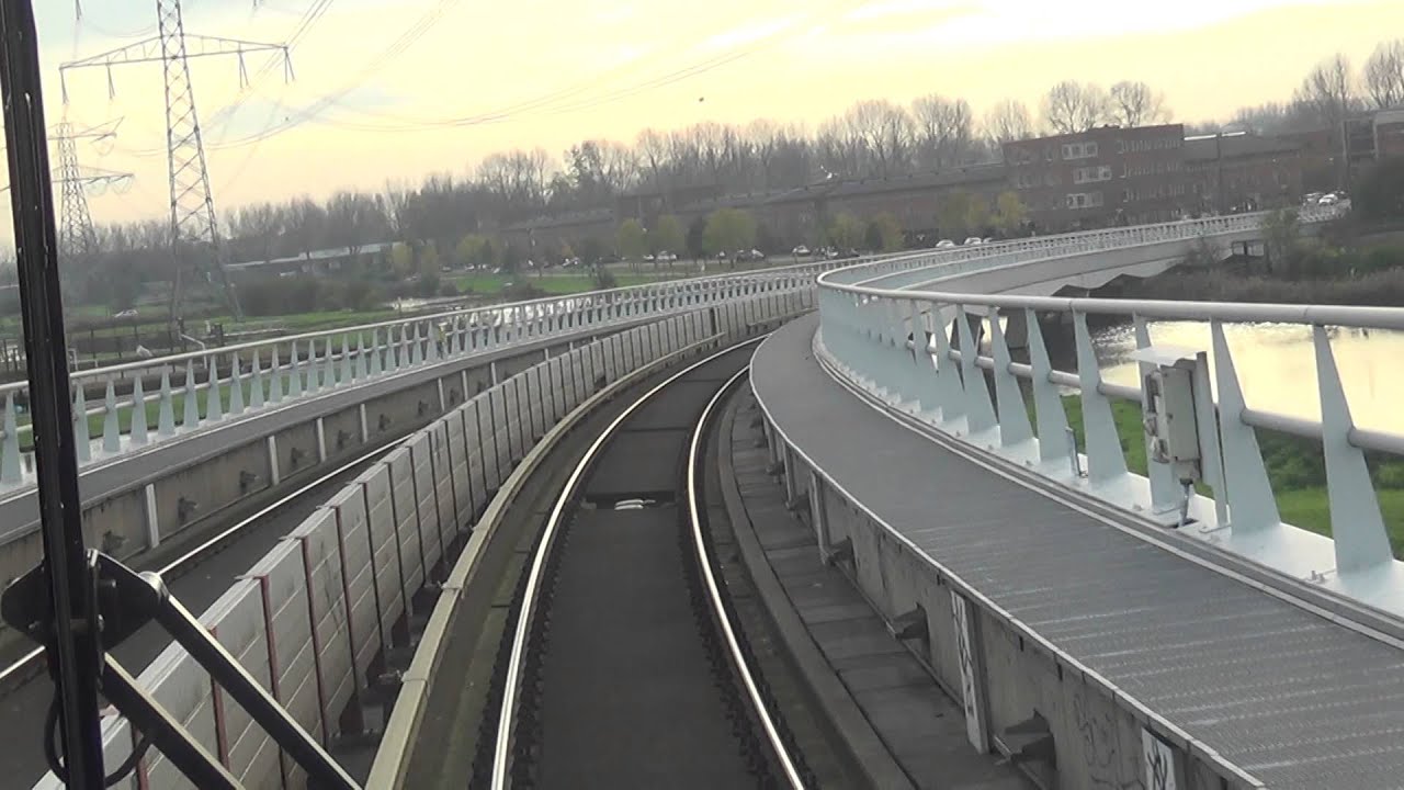 Cabinerit Metro lijn B van Nesselanden naar de tochten