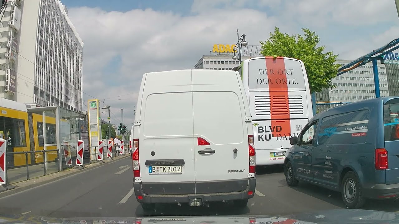 Driving in Berlin, 아티스트를찾아서, 11.1km, 30분