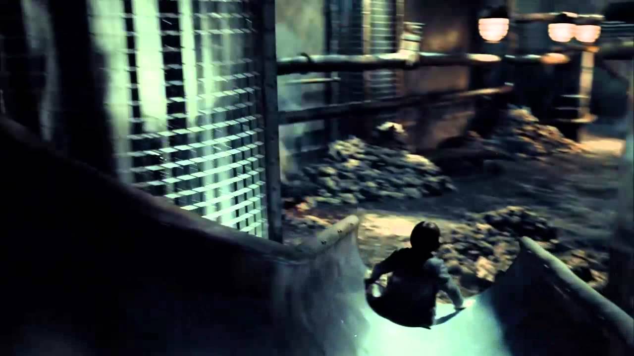 Hugo Official Trailer
