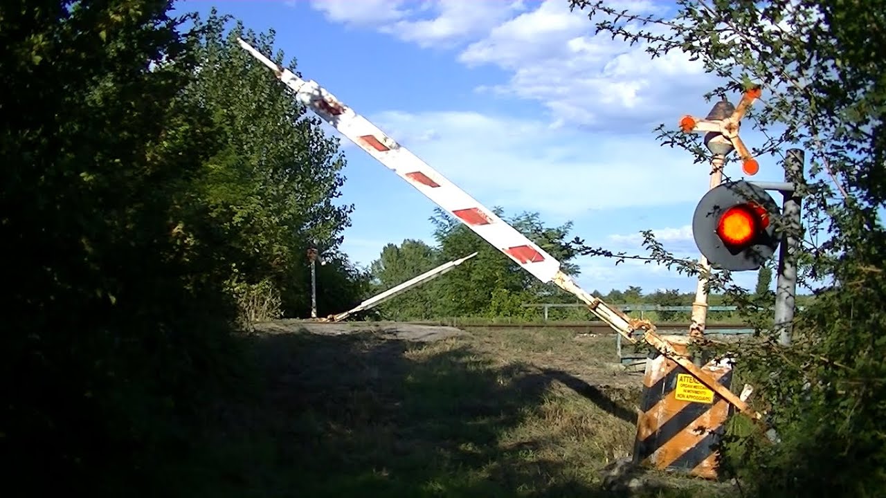 Spoorwegovergang Montepulciano (I) // Railroad crossing // Passaggio a livello