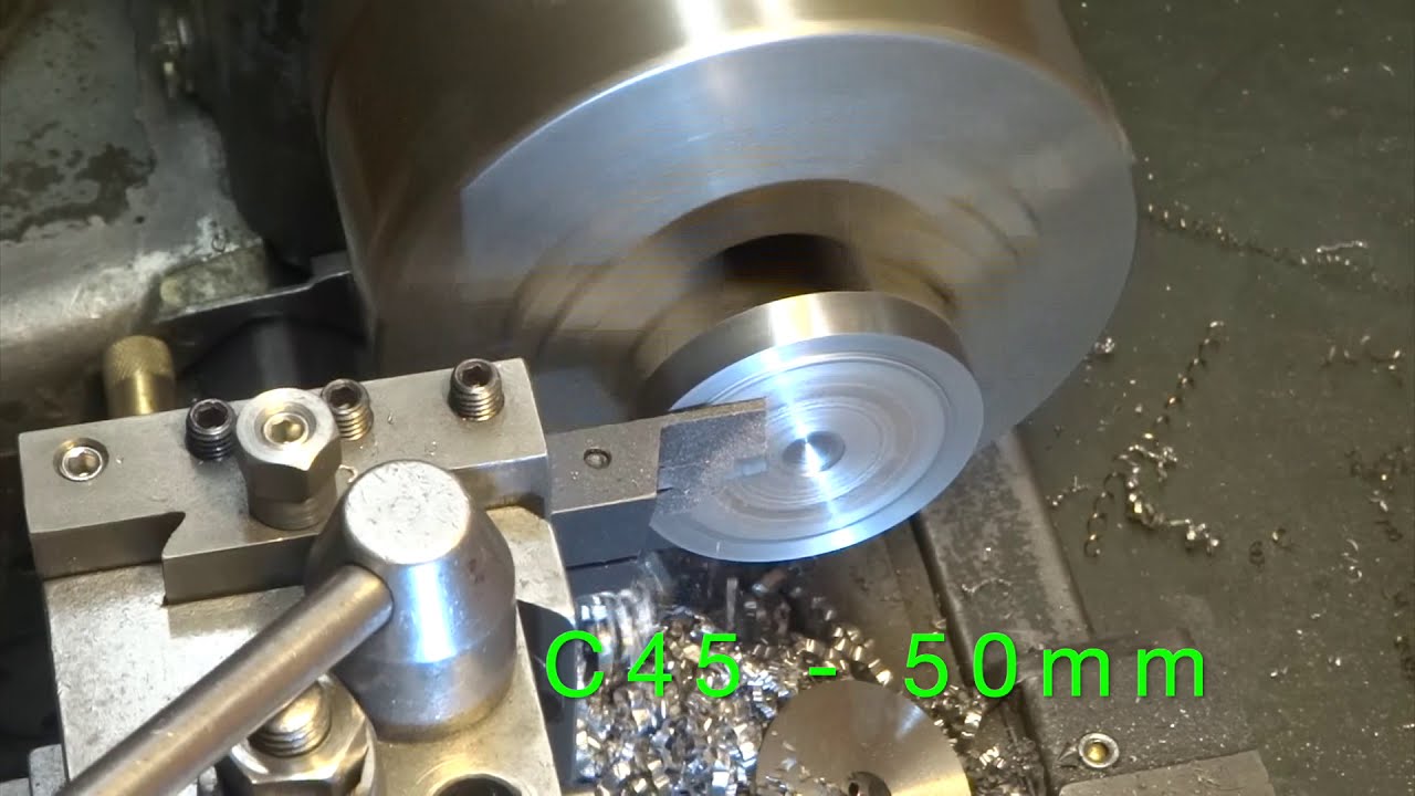 Überkopf-Abstechen auf der Drehmaschine Stahl C45 - 50mm