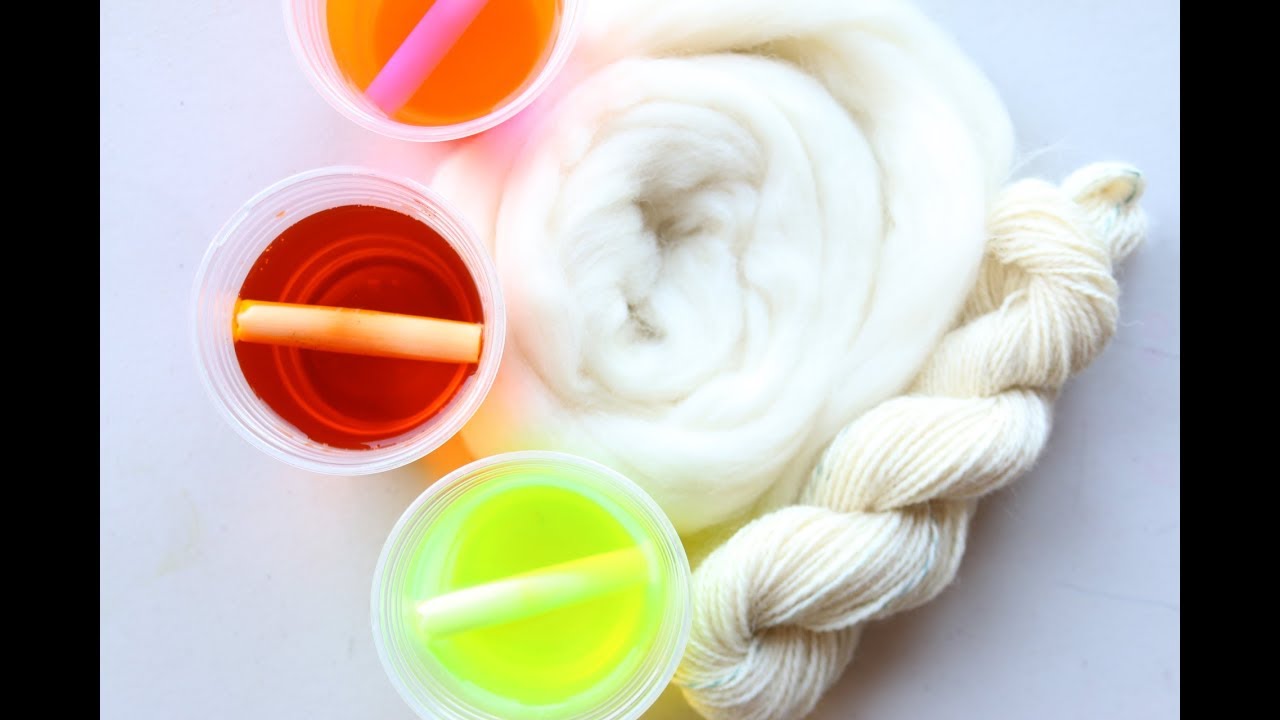 How to Dye Wool Roving and Yarn with Highlighters!