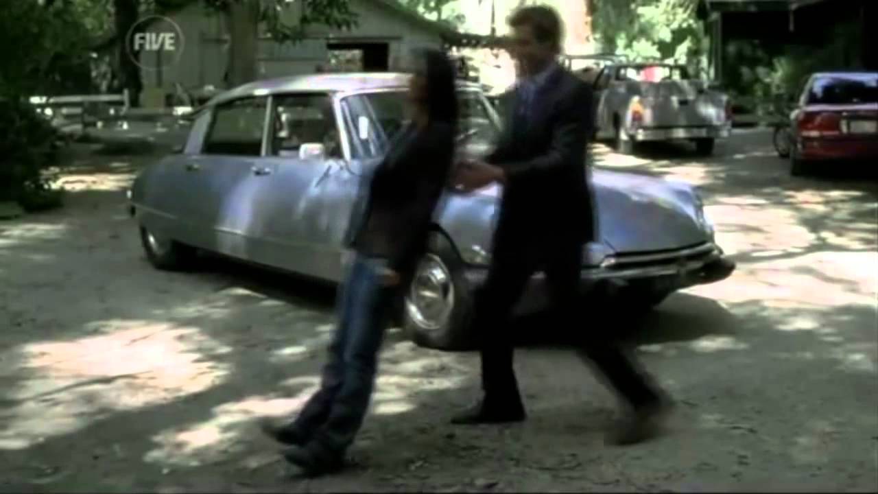Simon Baker 2009 Inside The Mentalist - Behind the scenes - for C5