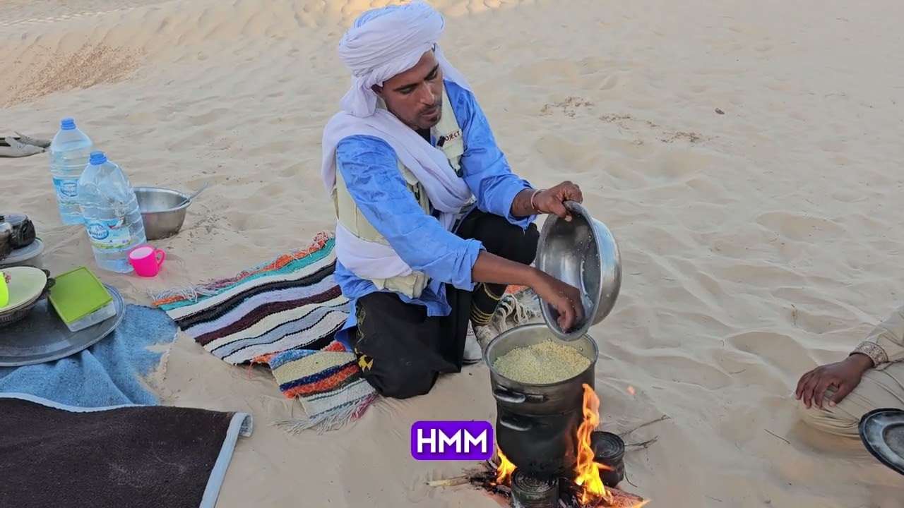 Couscous au feu de bois dans le Sahara : gestes nomades et traditions du désert