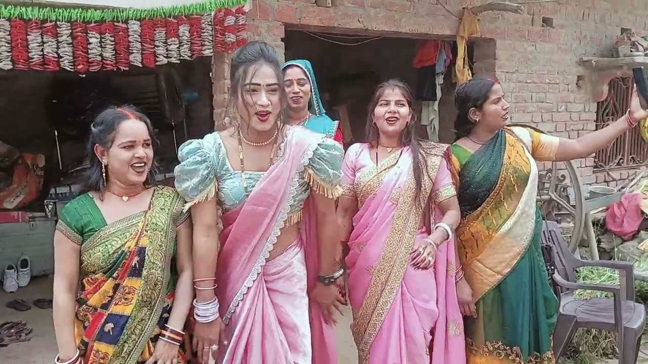 सासु अपन पोर्ट मजबूत करहो चुटकुला देहाती नाच गीत लॉगिंग#viralvideo#trending#dehati#song#पूनम निर्मल 
