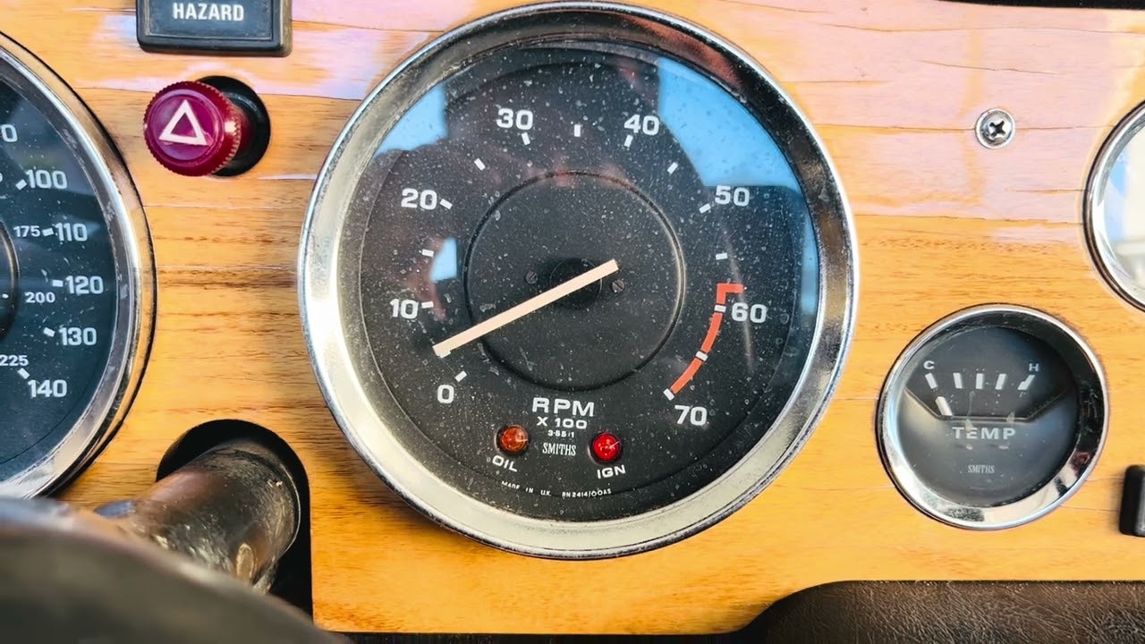1974 Triumph TR6 Cold Start 