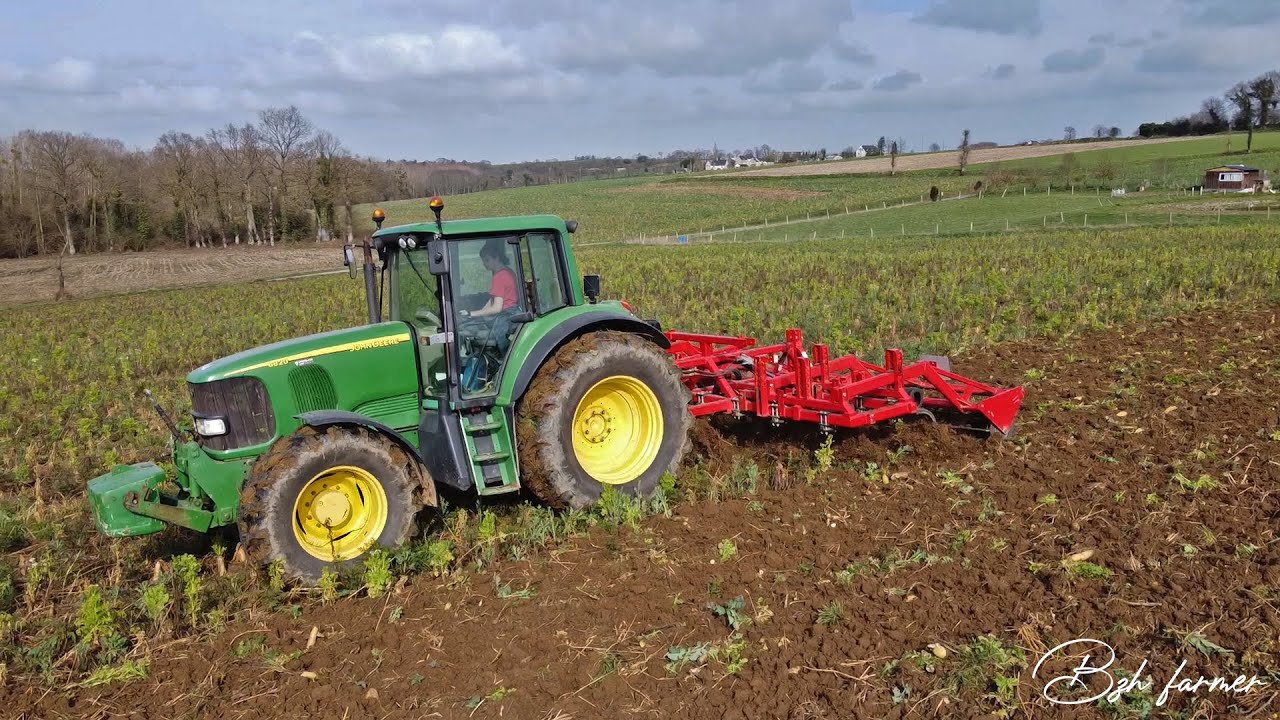 Déchaumage avec un John Deere 6820 & Devrand 4.5m
